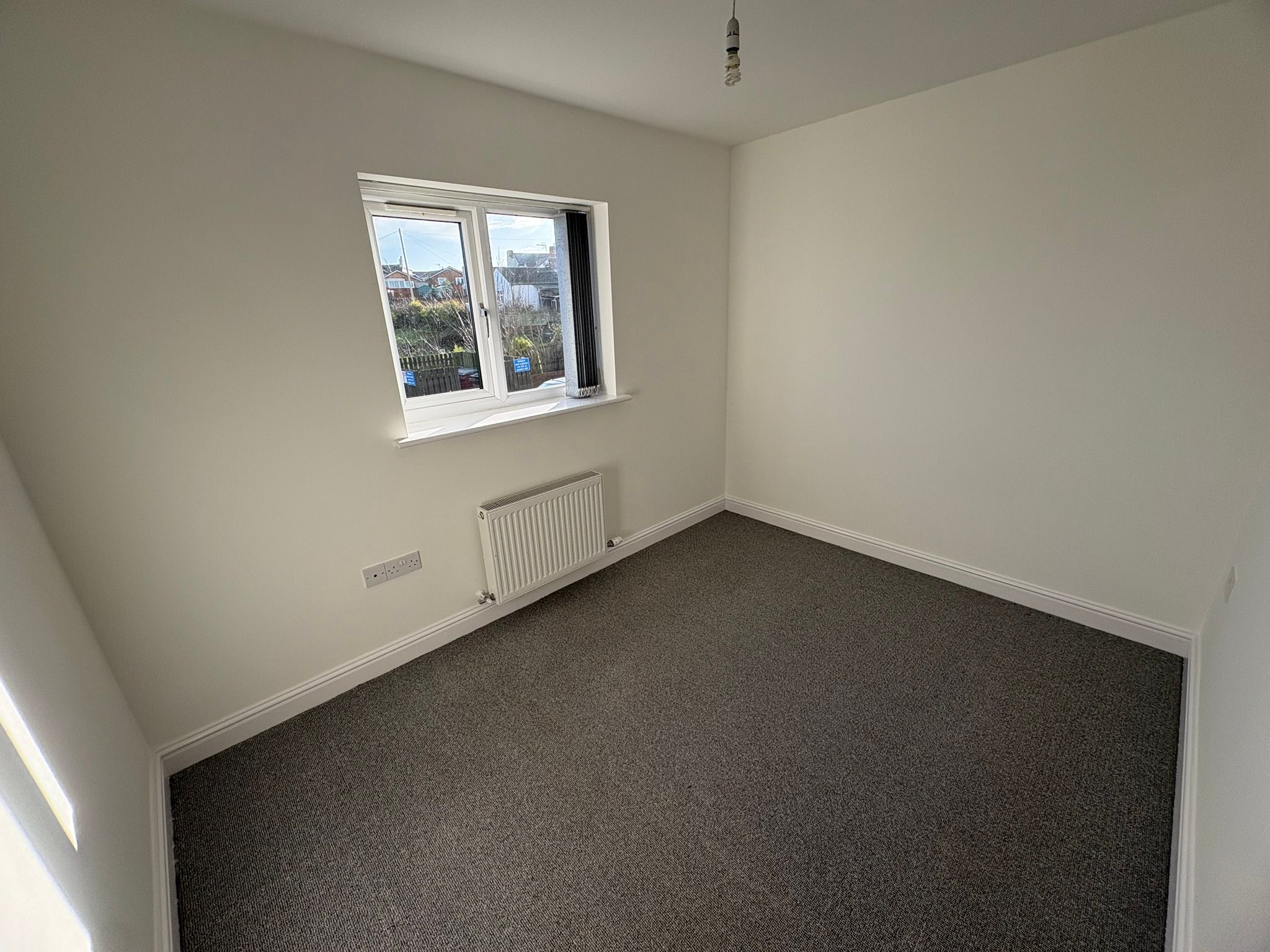 Berwig Court Coedpoeth Apartment to let in Reading