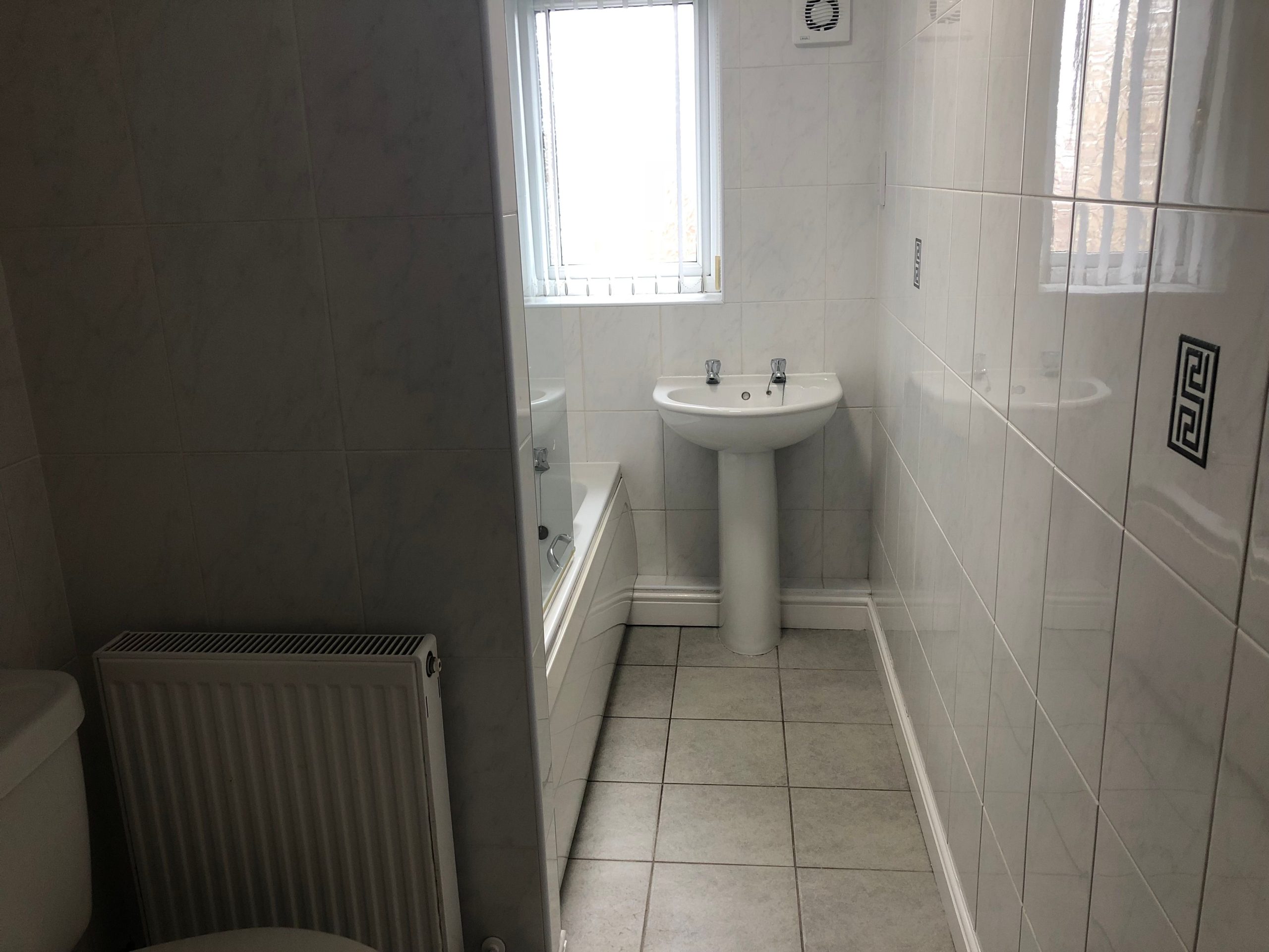 Savage Street Ponciau Apartment to let in Reading