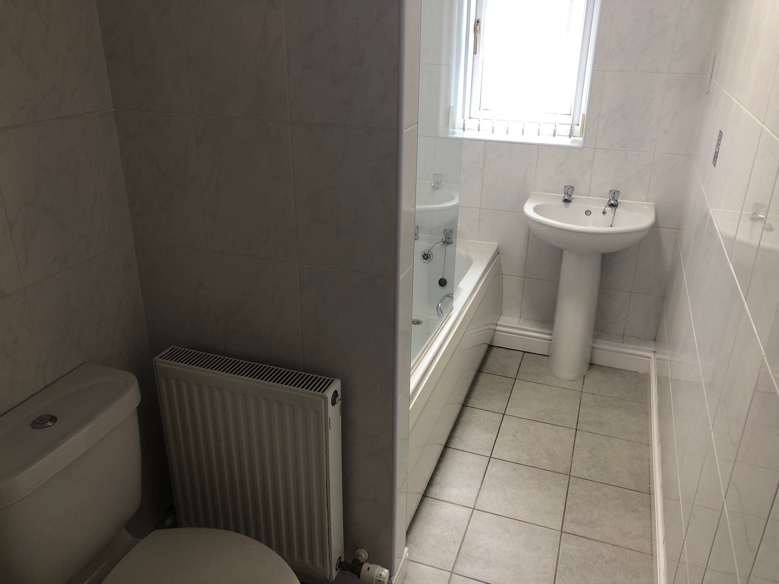 Savage Street Ponciau Apartment to let in Reading